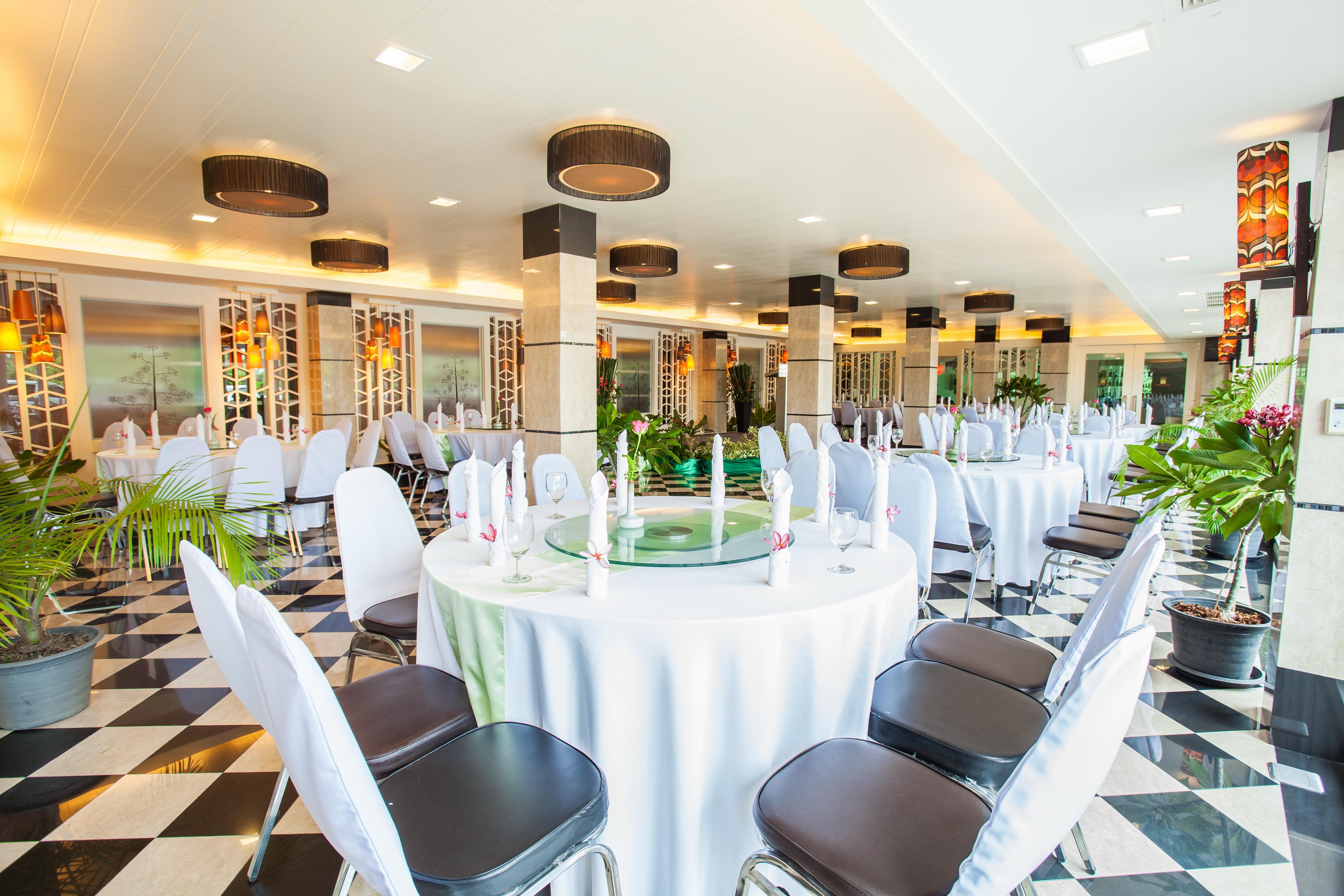 Paradise Hotel Udonthani Buitenkant foto