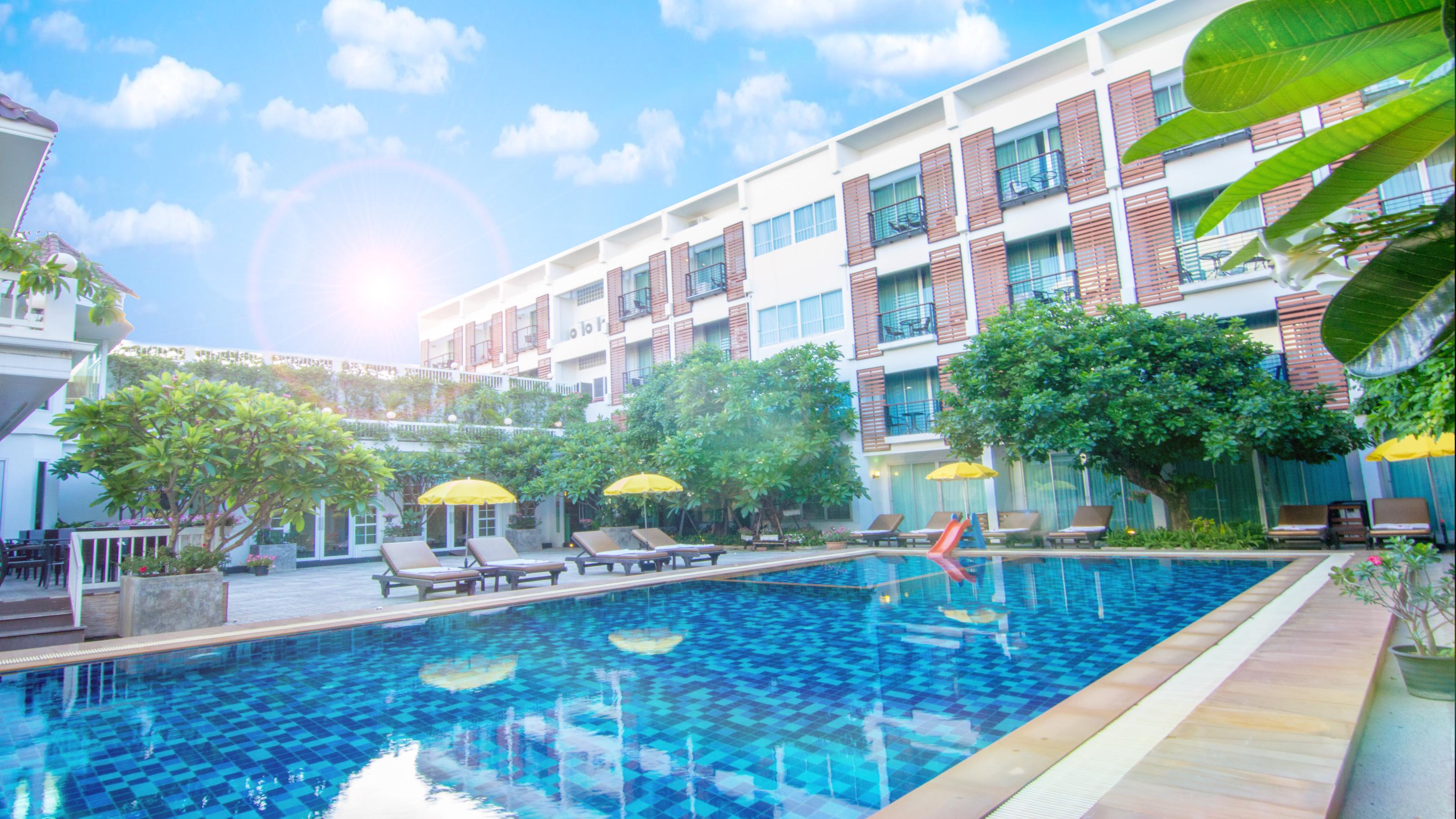 Paradise Hotel Udonthani Buitenkant foto