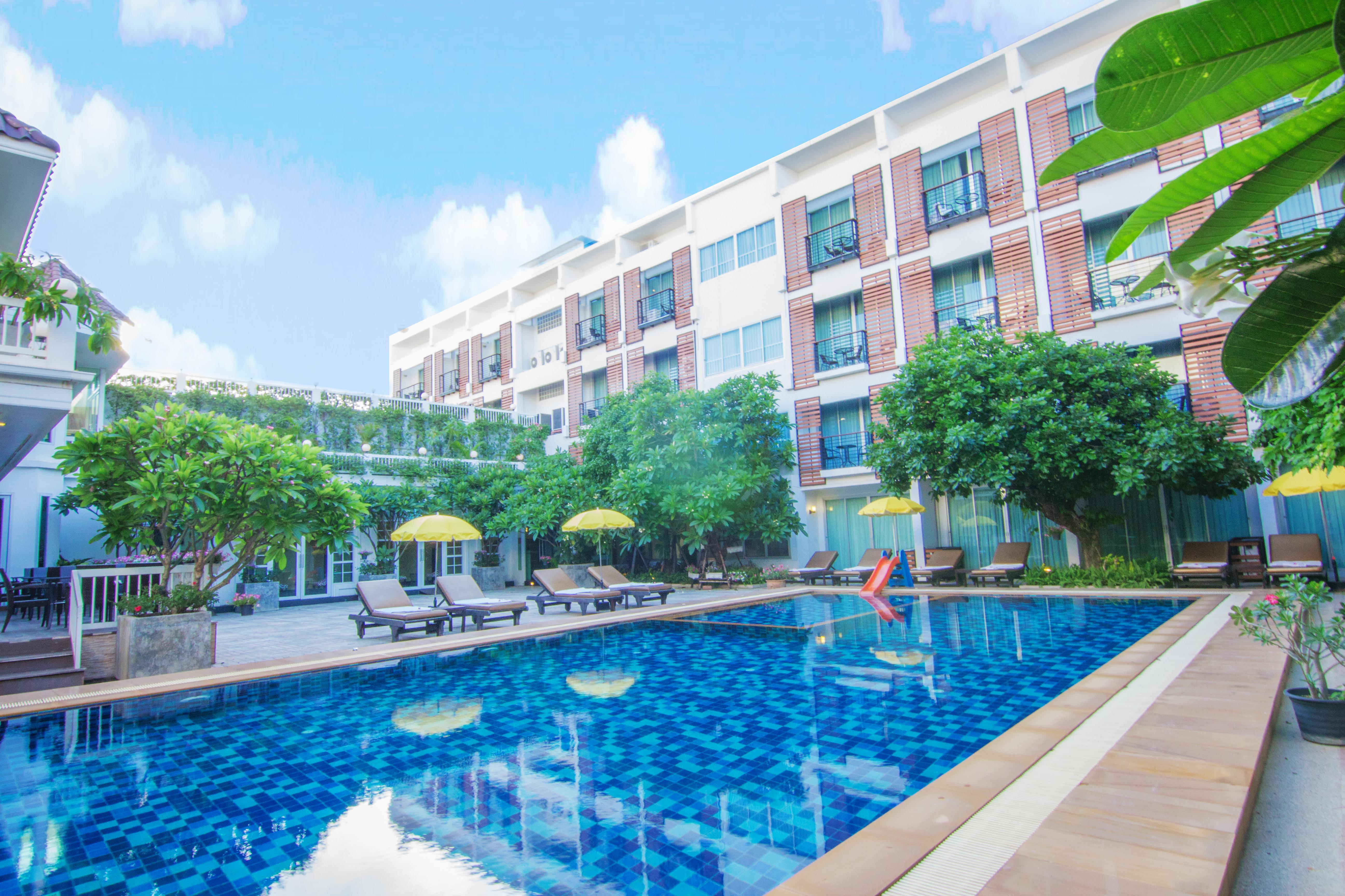 Paradise Hotel Udonthani Buitenkant foto