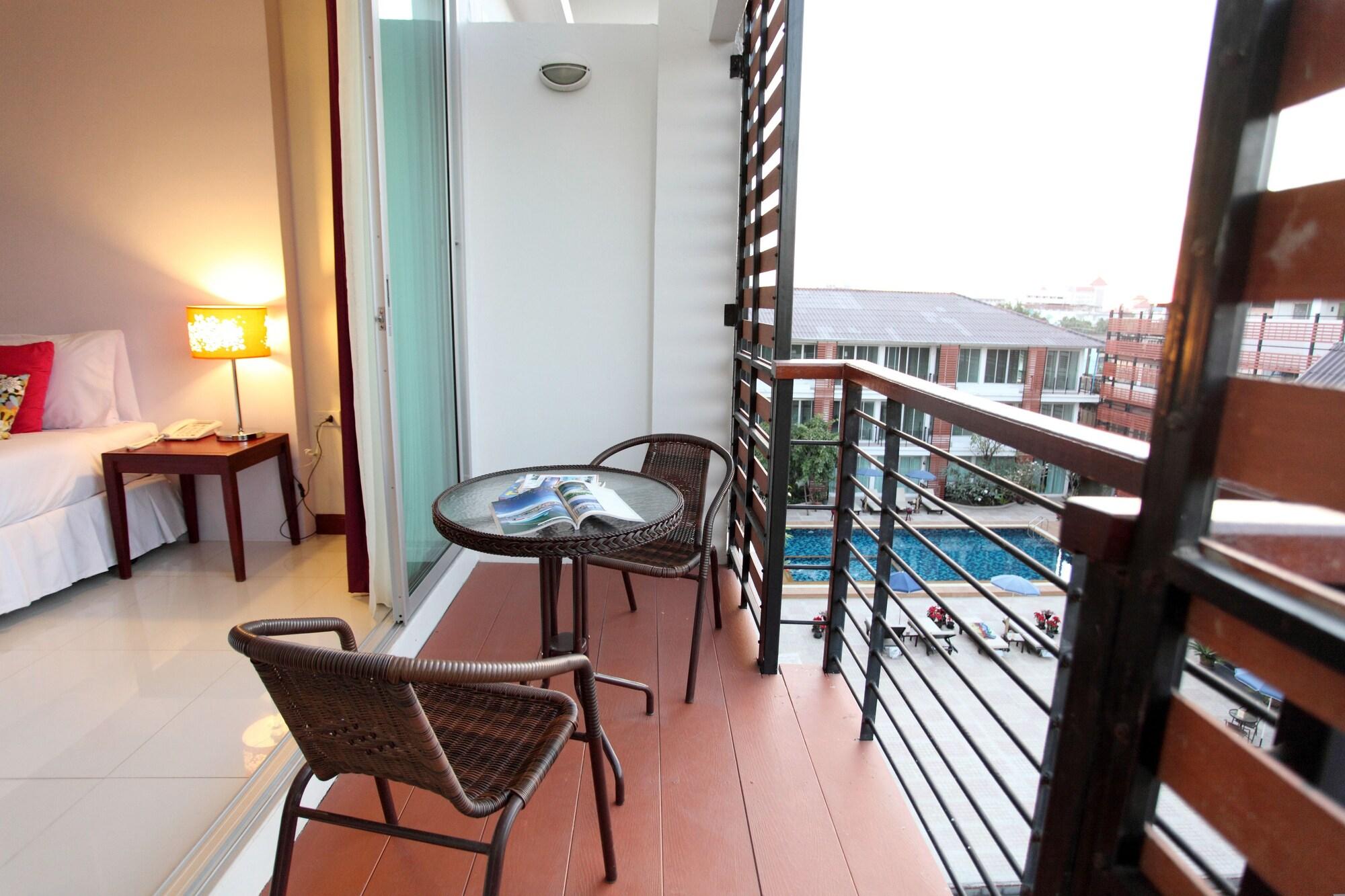 Paradise Hotel Udonthani Buitenkant foto