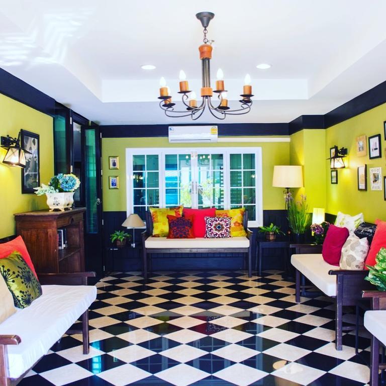 Paradise Hotel Udonthani Buitenkant foto