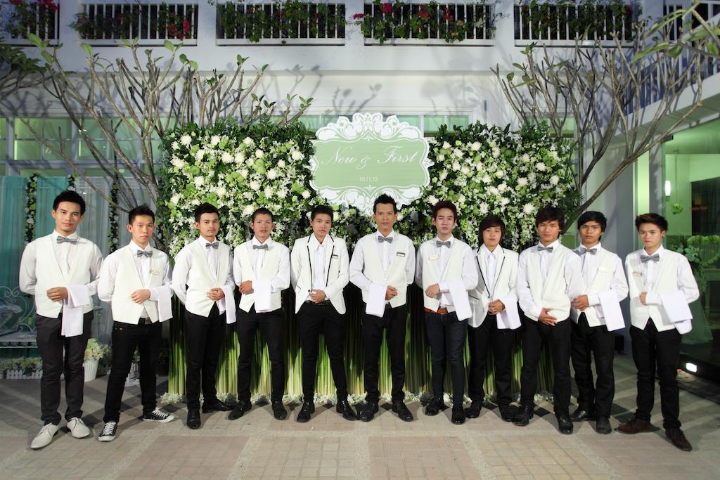 Paradise Hotel Udonthani Buitenkant foto