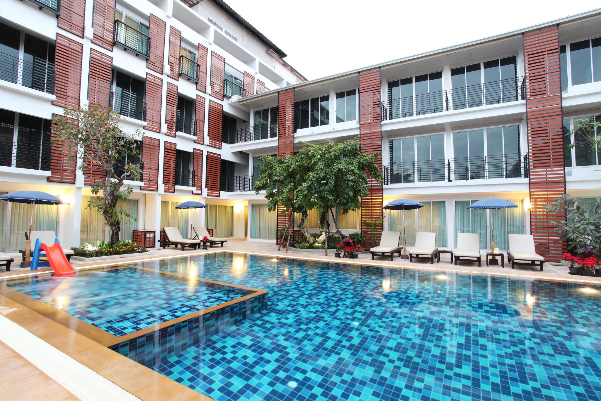 Paradise Hotel Udonthani Buitenkant foto